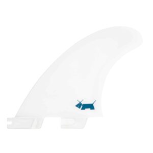Shapers-Club- Le Skindog - side byte (performance core) est un aileron de planche de surf blanc orné d'un petit motif de chien bleu. Fabriqué à partir de matériaux de base performants, cet aileron présente une forme légèrement incurvée et deux fentes à la base pour une fixation facile à votre planche. -surfshop-surfboard