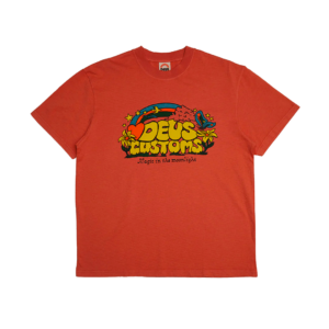 Shapers-Club- The DEUS - Connection orange t-shirt features a vibrant graphic motif at its center, depicting a rainbow, flowers and a bear alongside the bold text "DEUS CUSTOMS" in yellow. Below the main graphic, you'll find the small text "Magic in the moonlight". -surfshop-surfboard